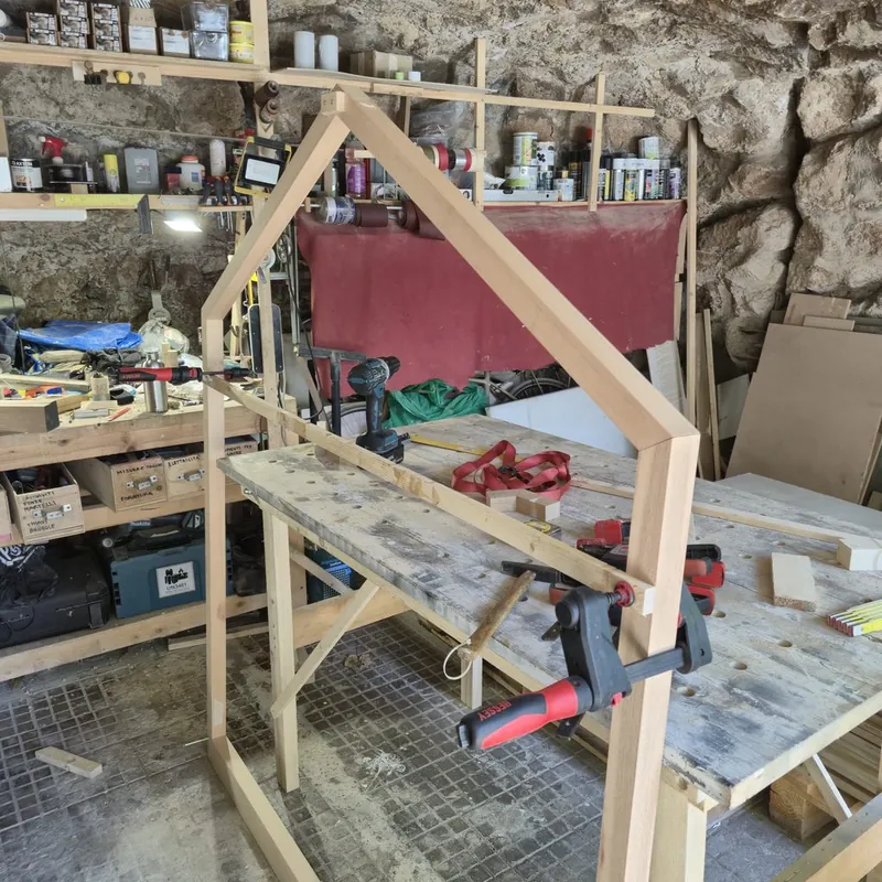 costruzione tetto casetta lettino montessori legno
